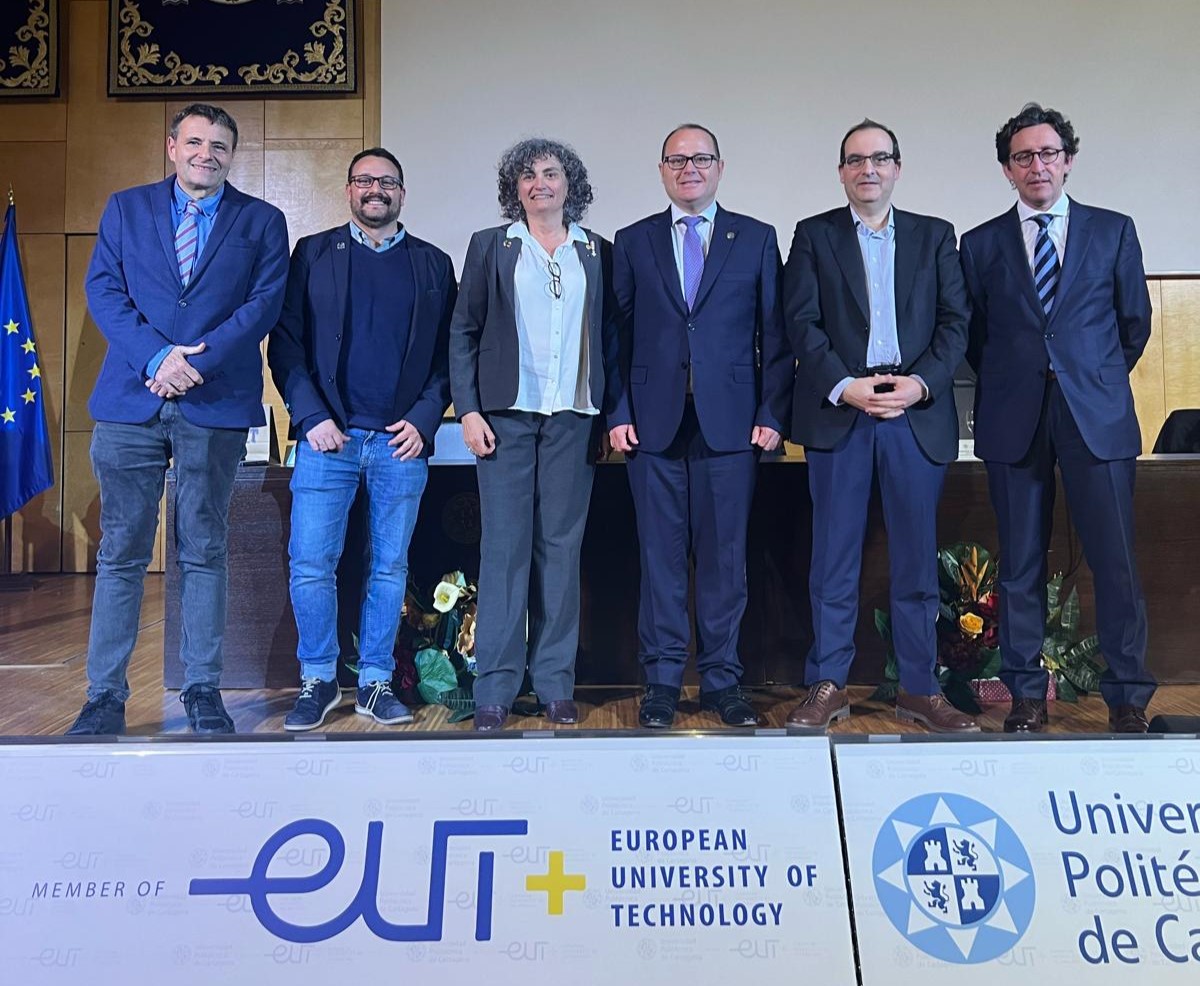 La UPCT Celebra la Graduación de la XI Promoción en Ingeniería de Telecomunicaciones